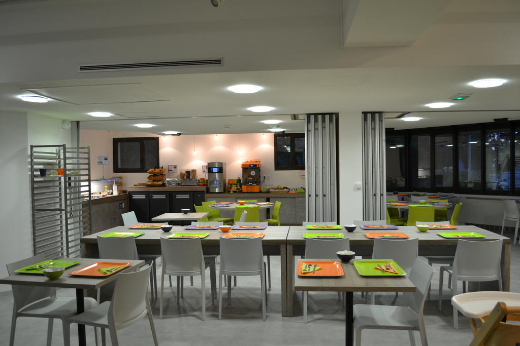 Отель Ibis Styles Niort Poitou Charentes Vouille  Экстерьер фото