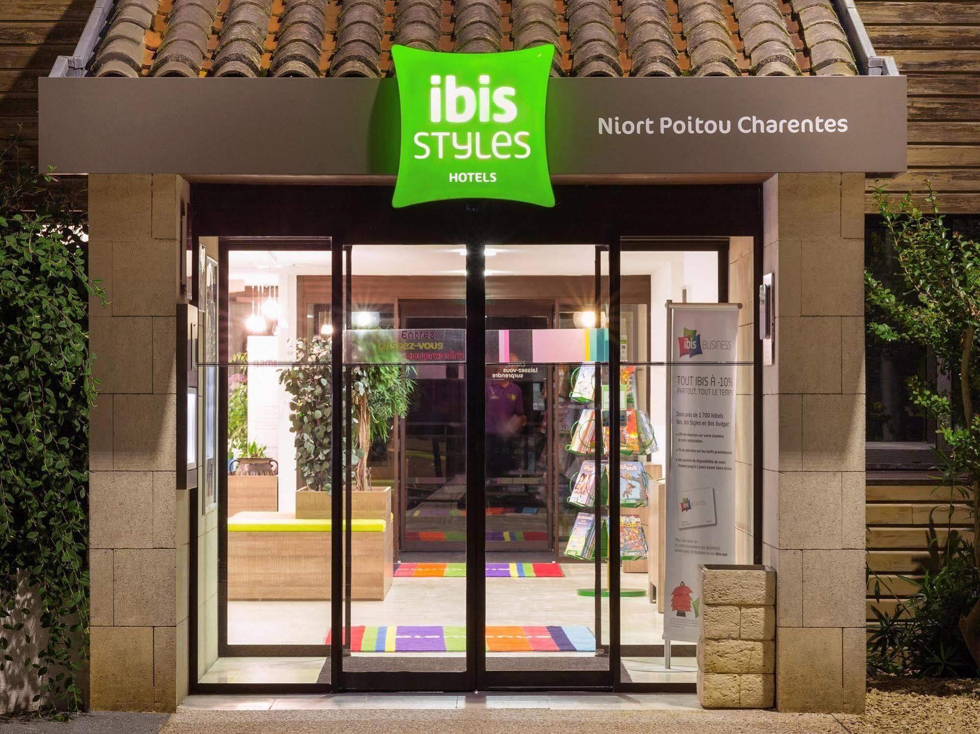 Отель Ibis Styles Niort Poitou Charentes Vouille  Экстерьер фото